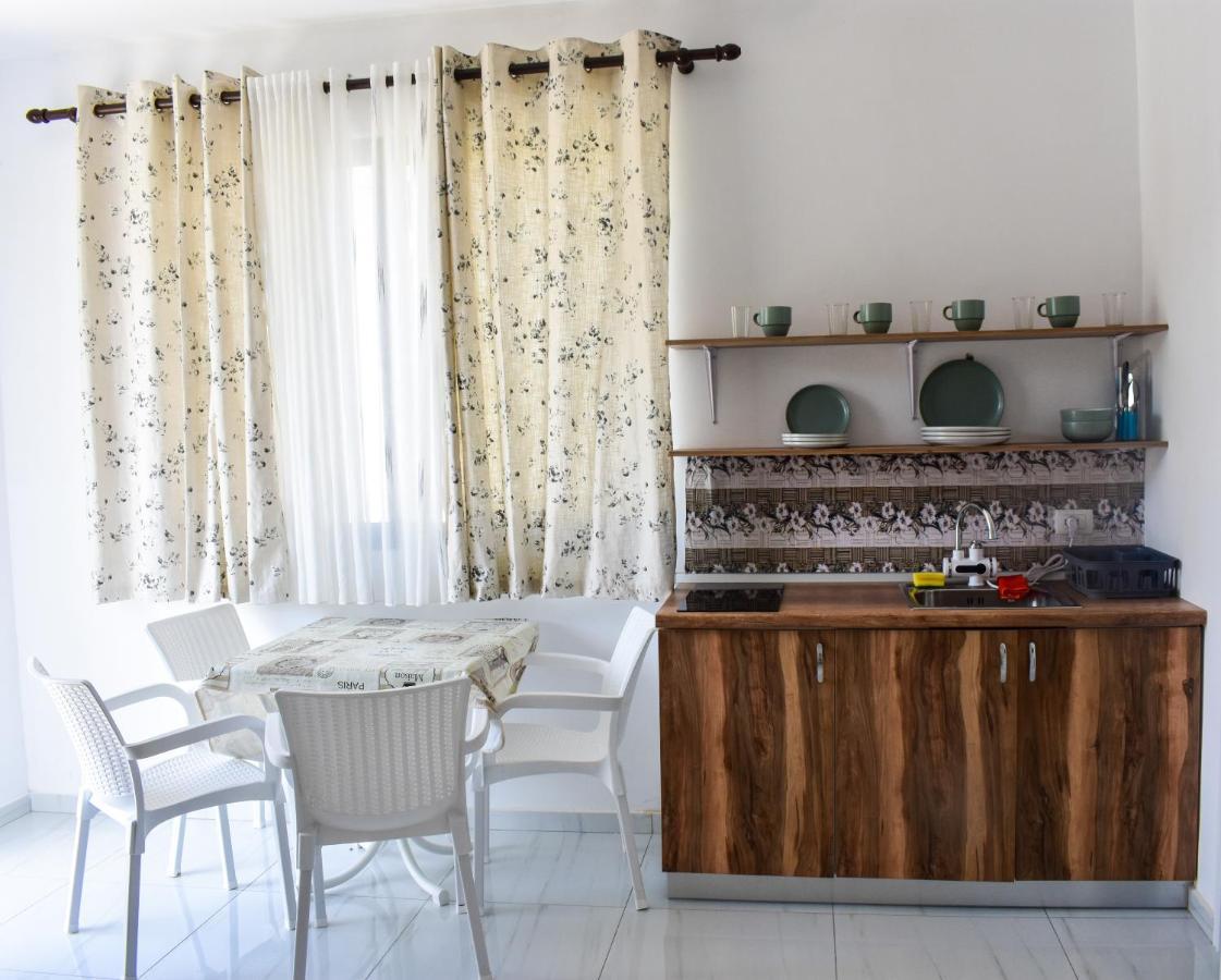 Troi Beach House Vlorë Extérieur photo